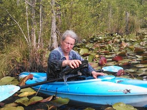 300x225 Bailing with a shoe, in Two dogs in a small kayak, by John S. Quarterman, for Okra Paradise Farms, 29 May 2014