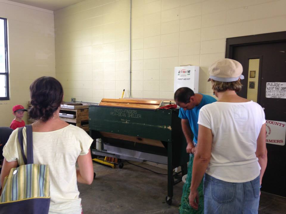 960x720 Getting sheller ready, in Canning Class at Lowndes High School, by Gretchen Quarterman, for Okra Paradise Farms, 18 June 2014