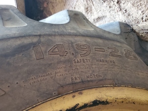 [Goodyear 14.9-28Flat, fixing, Adel Tire]