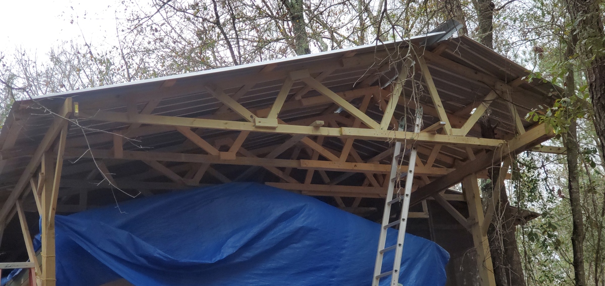 Steel roof on wood trusses