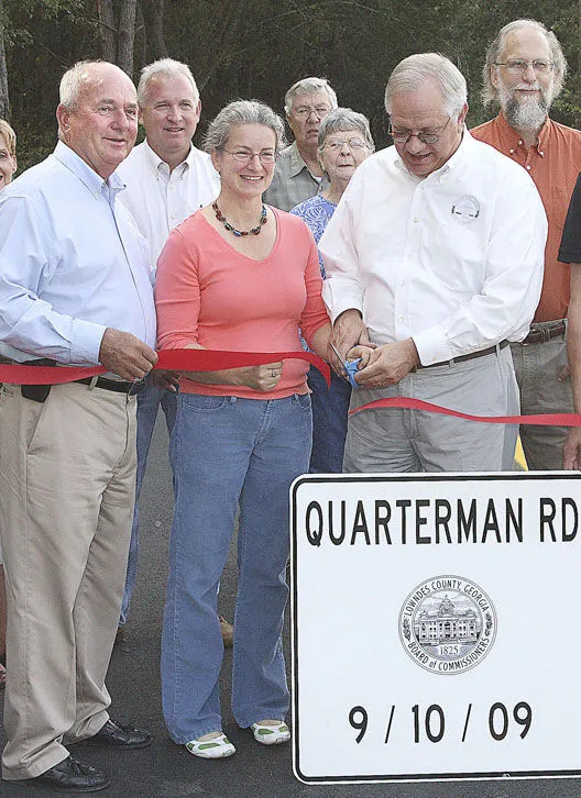 Ribbon Cutting Quarterman Road 2029-09-10 --Valdosta Daily Times